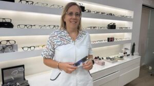 Marina gerente de optica diana